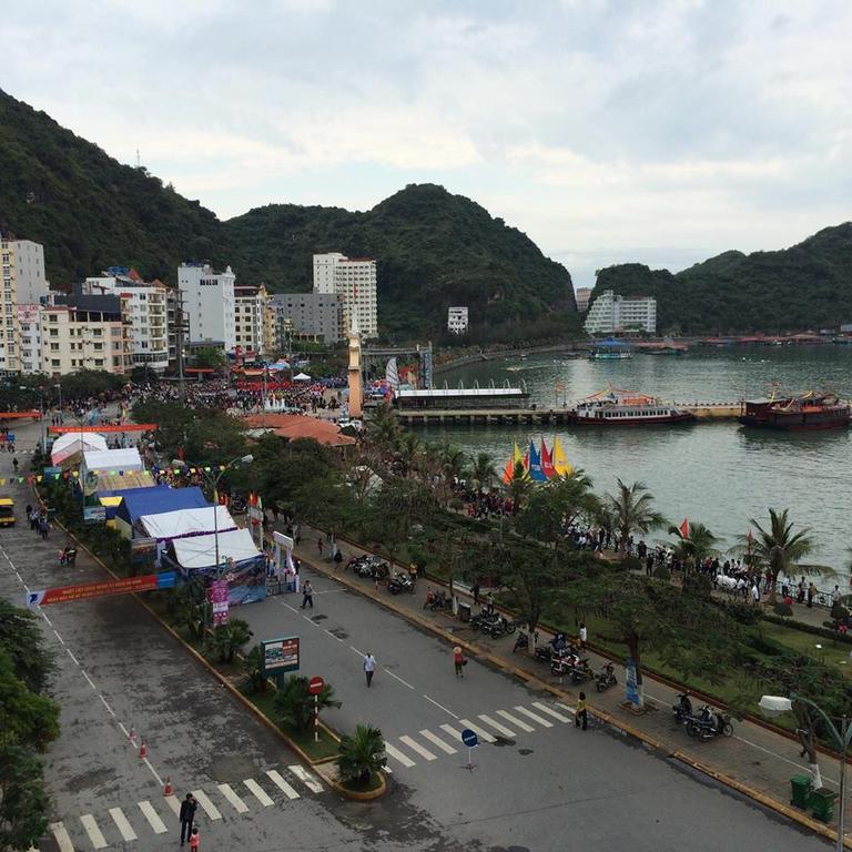 Thanh Tung Hotel カットバ島 エクステリア 写真